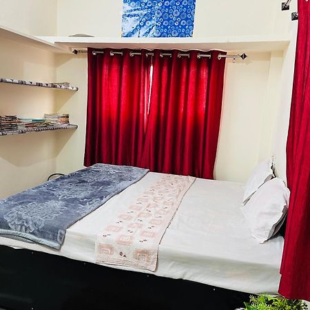 Tiwari G Home Stay Ujjain Zewnętrze zdjęcie
